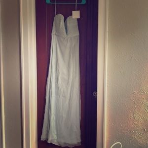 Amsale crinkle chiffon